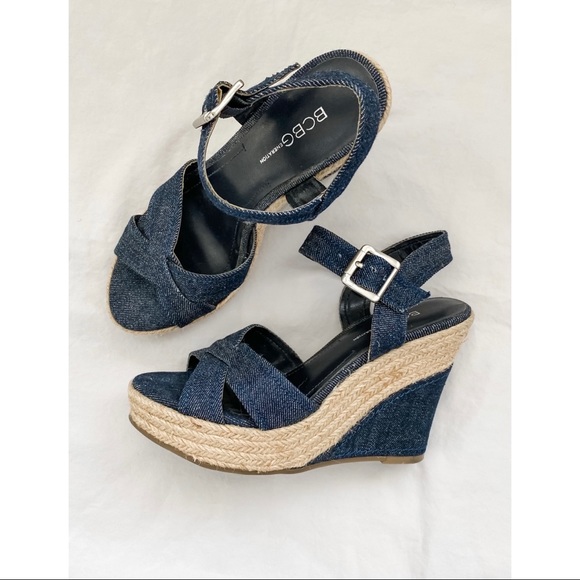 BCBG Wedge Heels - Picture 1 of 5